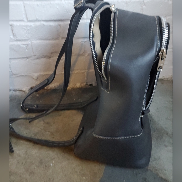 Genuine leather designer Ann Everett custom made backpack - Picture 3 of 7